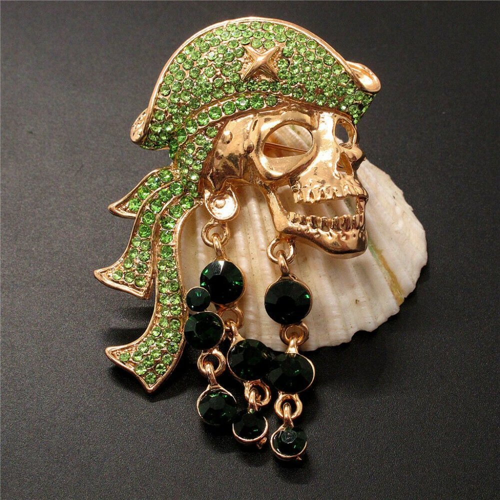 Green Pirate Skull Brooch/Pendant NWT